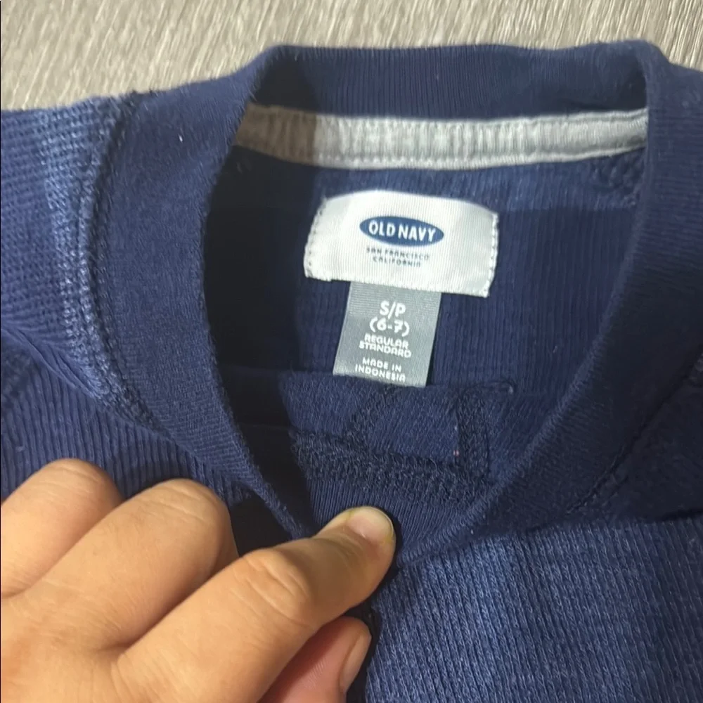 Old Navy Men's Blue Striped Crewneck Sweater